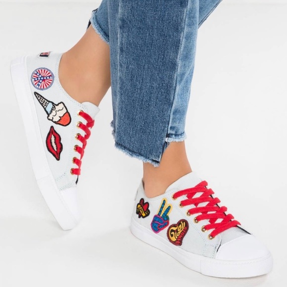 Tommy Hilfiger x Gigi Hadid Running Shoes - Picture 4 of 4